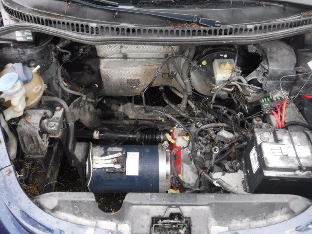 Photo 12 from auction – 2000 VOLKSWAGEN NEW BEETLE with VIN 3VWBA21C4YM498476