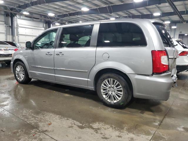 Photo 2 from auction – 2016 CHRYSLER TOWN & COU with VIN 2C4RC1CG9GR304036