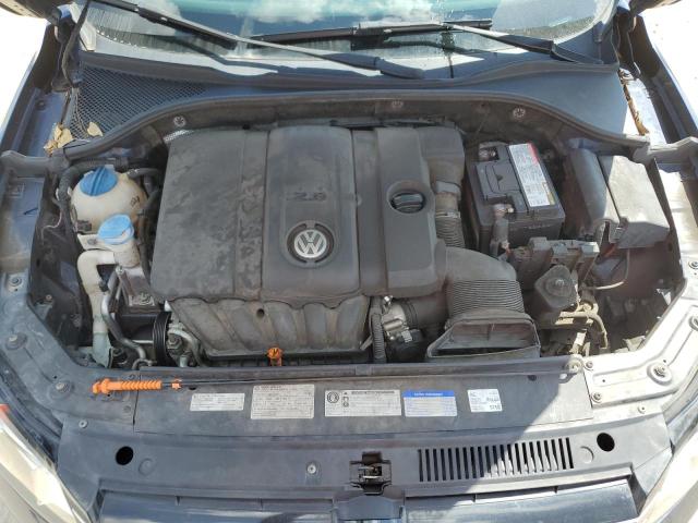 Photo 11 from auction – 2012 VOLKSWAGEN PASSAT SE with VIN 1VWBH7A32CC050563