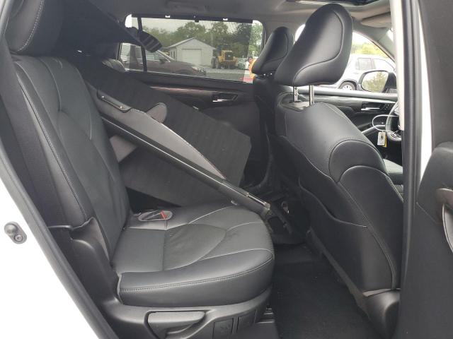 Photo 11 from auction – 2022 TOYOTA HIGHLANDER with VIN 5TDDZRBH9NS217436