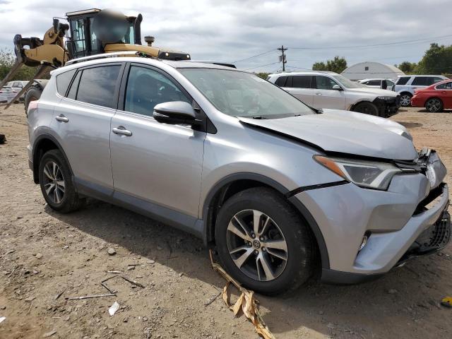 Photo 4 from auction – 2016 TOYOTA RAV4 XLE with VIN 2T3RFREV6GW448084