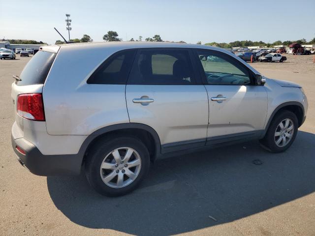 Photo 3 from auction – 2013 KIA SORENTO LX with VIN 5XYKT4A18DG407207