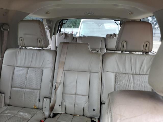 Photo 10 from auction – 2012 LINCOLN NAVIGATOR with VIN 5LMJJ2J50CEL07708