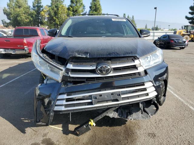 Photo 5 from auction – 2017 TOYOTA HIGHLANDER with VIN 5TDZZRFH1HS189944