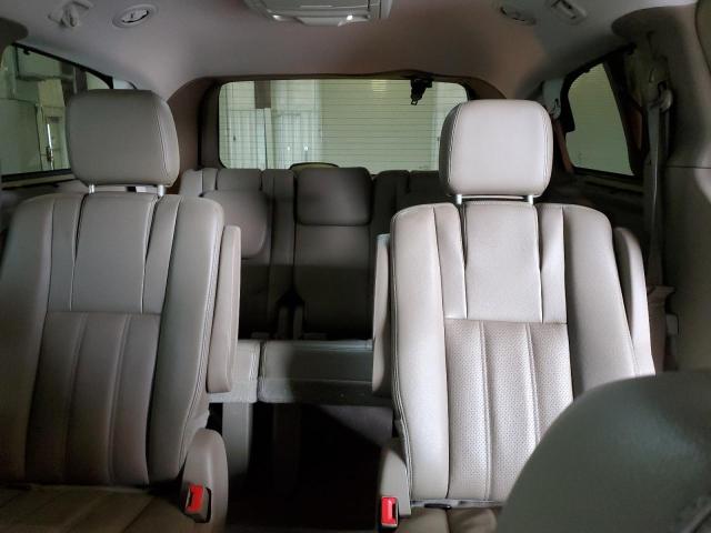 Photo 10 from auction – 2014 CHRYSLER TOWN & COU with VIN 2C4RC1CG3ER460439
