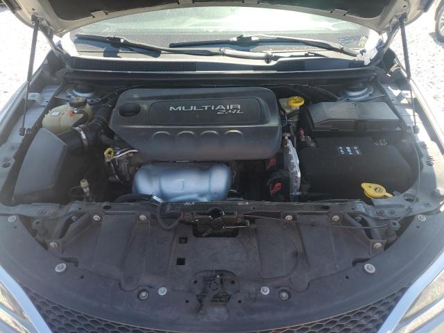 Photo 11 from auction – 2015 CHRYSLER 200 S with VIN 1C3CCCBB6FN536469
