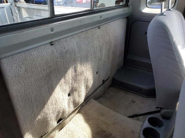 Photo 10 from auction – 2000 NISSAN FRONTIER K with VIN 1N6ED26T8YC307818