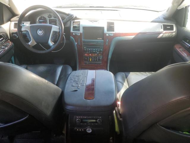Photo 8 from auction – 2011 CADILLAC ESCALADE L with VIN 1GYS3BEF3BR350238