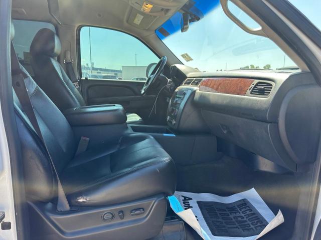 Photo 5 from auction – 2011 GMC YUKON SLT with VIN 1GKS2CE00BR337901