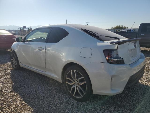 Photo 2 from auction – 2016 TOYOTA SCION TC with VIN JTKJF5C79GJ018616
