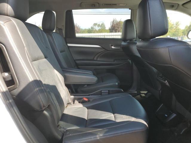 Photo 11 from auction – 2019 TOYOTA HIGHLANDER with VIN 5TDJZRFH0KS714304