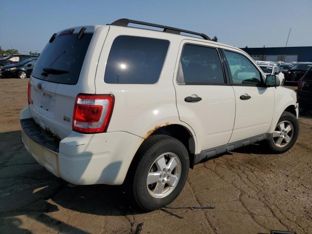 Photo 3 from auction – 2011 FORD ESCAPE XLT with VIN 1FMCU0DG8BKA97606