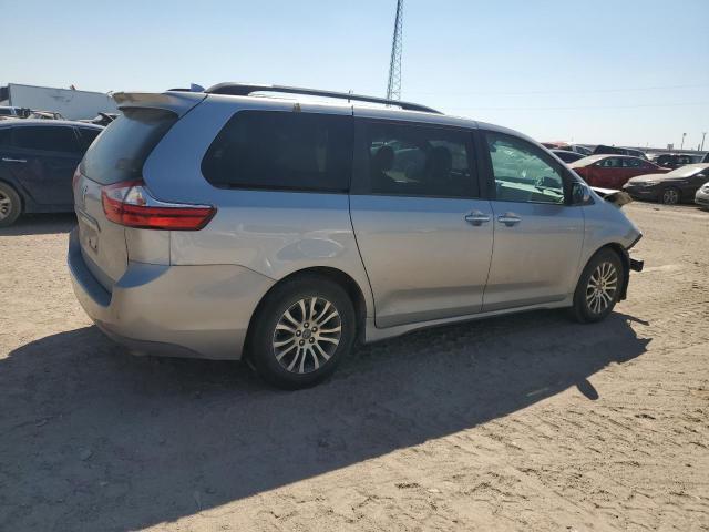Photo 3 from auction – 2018 TOYOTA SIENNA XLE with VIN 5TDYZ3DC2JS920595
