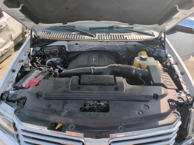 Photo 12 from auction – 2016 LINCOLN NAVIGATOR with VIN 5LMJJ3JT5GEL04085