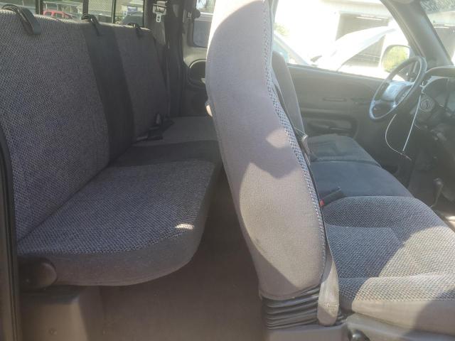 Photo 10 from auction – 2002 DODGE RAM 2500 with VIN 3B7KF23652M304217