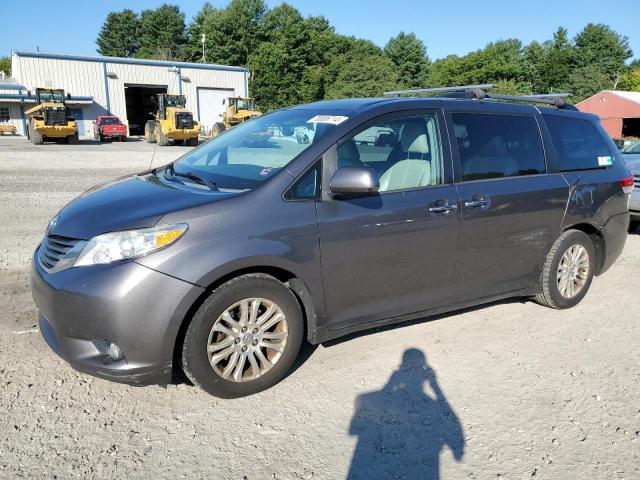TOYOTA SIENNA XLE 2012 with VIN 5TDYK3DCXCS276299 - Photo from auction