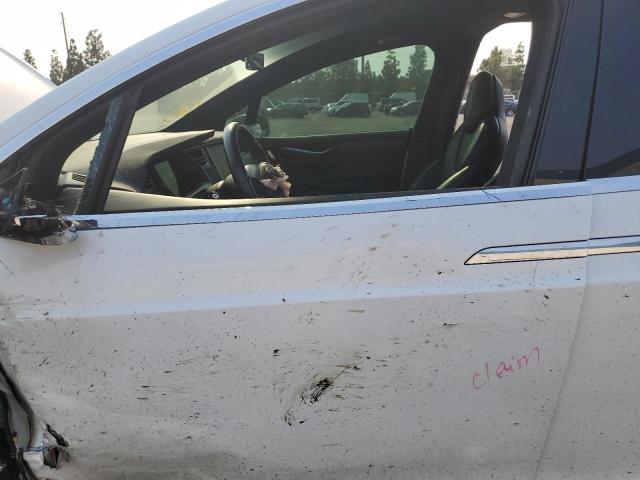 Photo 7 from auction – 2016 TESLA MODEL X with VIN 5YJXCBE24GF003765
