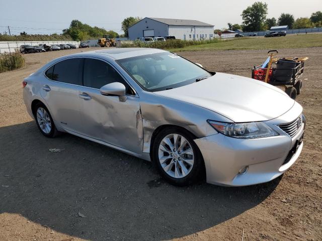Photo 4 from auction – 2013 LEXUS ES 300H with VIN JTHBW1GG6D2013943
