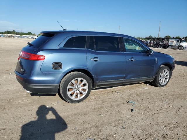 Photo 3 from auction – 2018 LINCOLN MKT with VIN 2LMHJ5FK3JBL01111