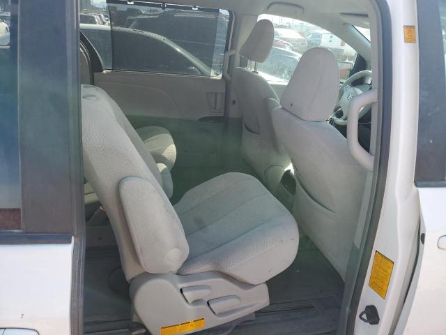 Photo 11 from auction – 2012 TOYOTA SIENNA LE with VIN 5TDKK3DC8CS218651