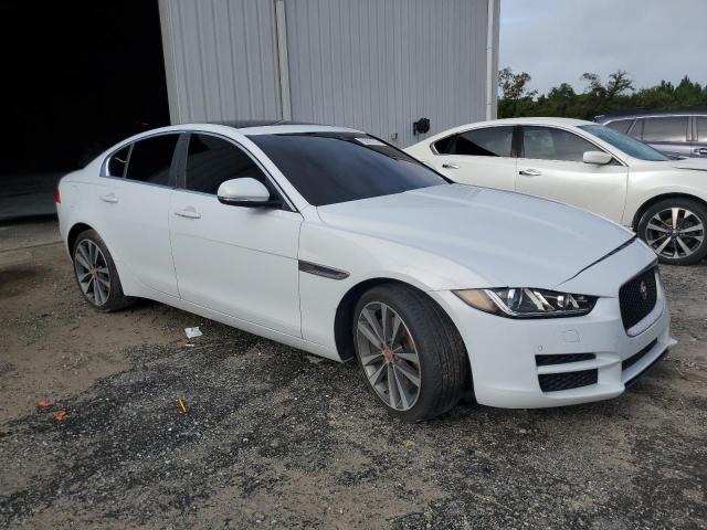 Photo 4 from auction – 2018 JAGUAR XE PRESTIG with VIN SAJAE4FX6JCP35424