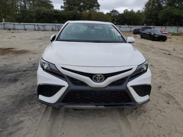 Photo 5 from auction – 2022 TOYOTA CAMRY SE with VIN 4T1G11AK2NU046023