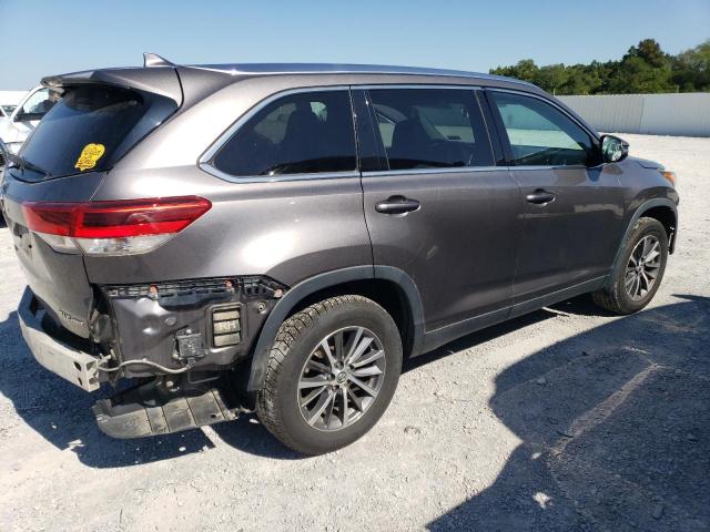 Photo 3 from auction – 2019 TOYOTA HIGHLANDER with VIN 5TDJZRFH9KS580845