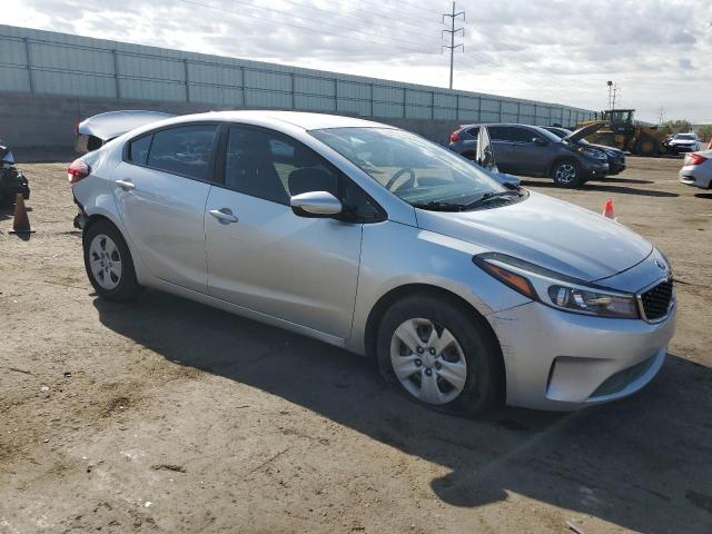 Photo 4 from auction – 2017 KIA FORTE LX with VIN 3KPFK4A73HE067704