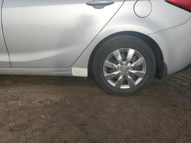 Photo 12 from auction – 2016 KIA FORTE LX with VIN KNAFK4A65G5506478