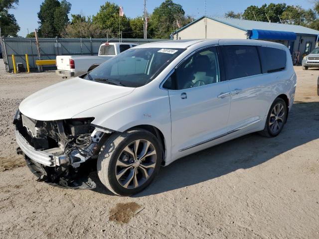 CHRYSLER PACIFICA L 2020 with VIN 2C4RC1GGXLR103525 - Photo from auction