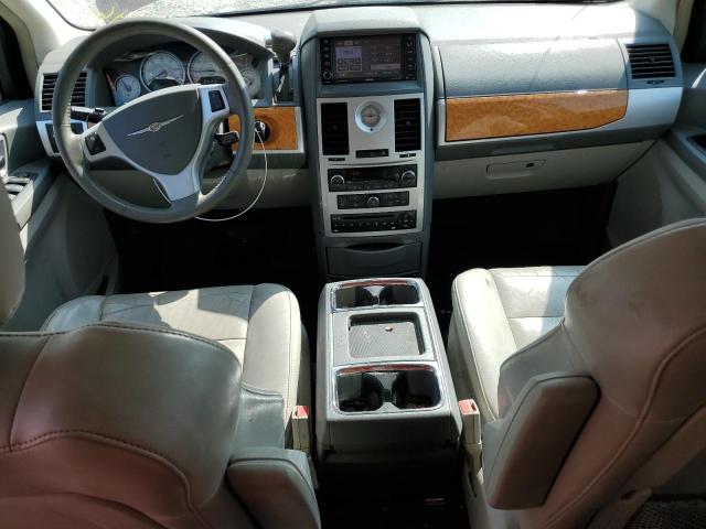 Photo 8 from auction – 2010 CHRYSLER TOWN & COU with VIN 2A4RR7DX3AR435755