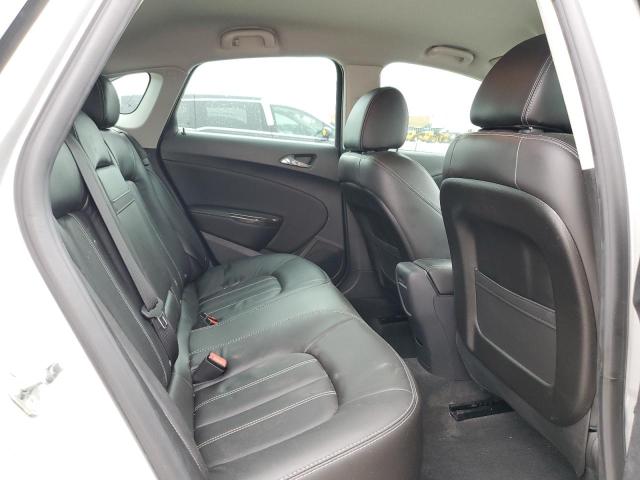 Photo 10 from auction – 2014 BUICK VERANO with VIN 1G4PS5SK0E4151016