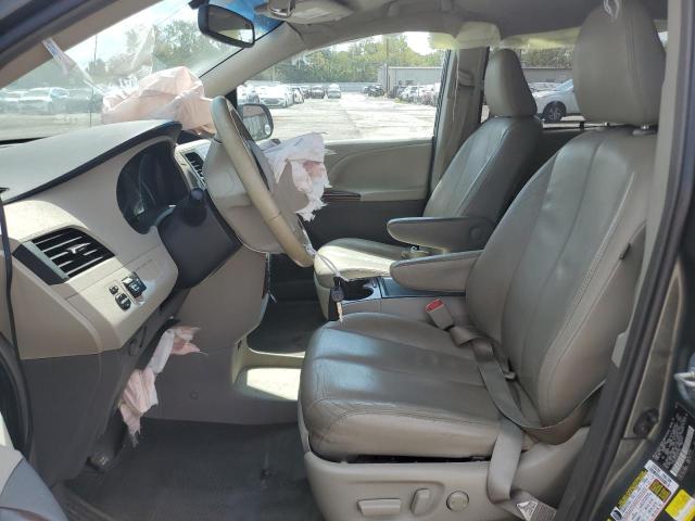 Photo 7 from auction – 2013 TOYOTA SIENNA XLE with VIN 5TDYK3DC2DS381338