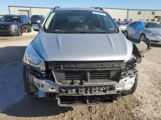 Photo 5 from auction – 2018 FORD ESCAPE SE with VIN 1FMCU0GD5JUC48115