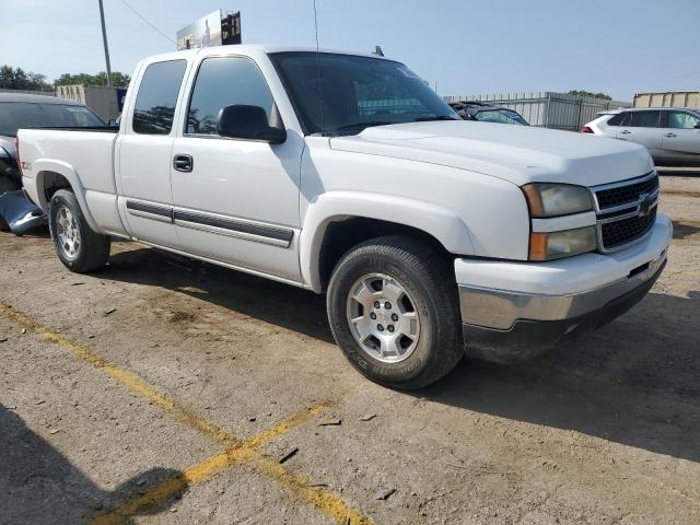 Photo 4 from auction – 2007 CHEVROLET SILVERADO with VIN 1GCEK19Z97E156378