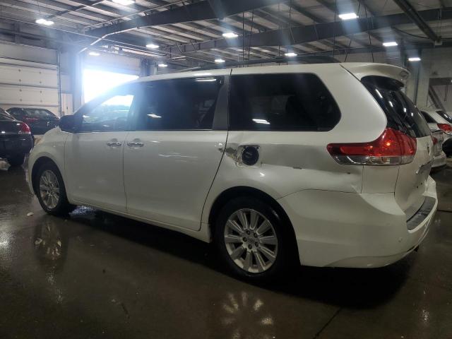 Photo 2 from auction – 2012 TOYOTA SIENNA XLE with VIN 5TDDK3DC6CS035533