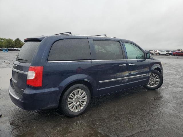 Photo 3 from auction – 2015 CHRYSLER TOWN & COU with VIN 2C4RC1GG2FR506113