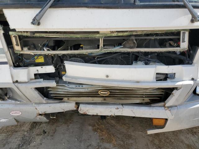 Photo 7 from auction – 2003 WINNEBAGO MOTORHOME with VIN 5B4LP57G623354850