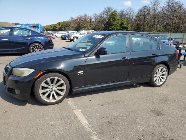 BMW 328 XI 2011 with VIN WBAPK7G52BNN77988 - Photo from auction