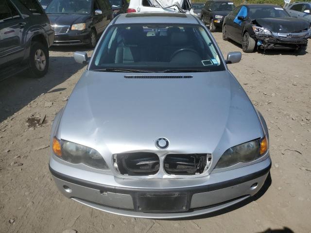 Photo 5 from auction – 2002 BMW 325 I with VIN WBAEV33452KL58688