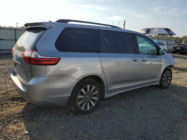 Photo 3 from auction – 2018 TOYOTA SIENNA XLE with VIN 5TDDZ3DCXJS201495