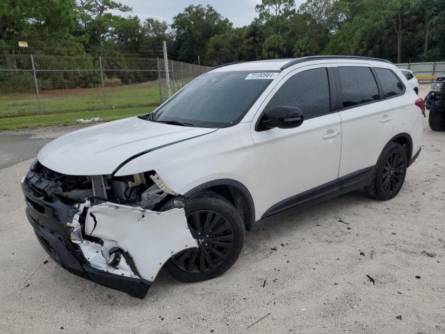 MITSUBISHI OUTLANDER 2020 with VIN JA4AD3A38LZ043403 - Photo from auction