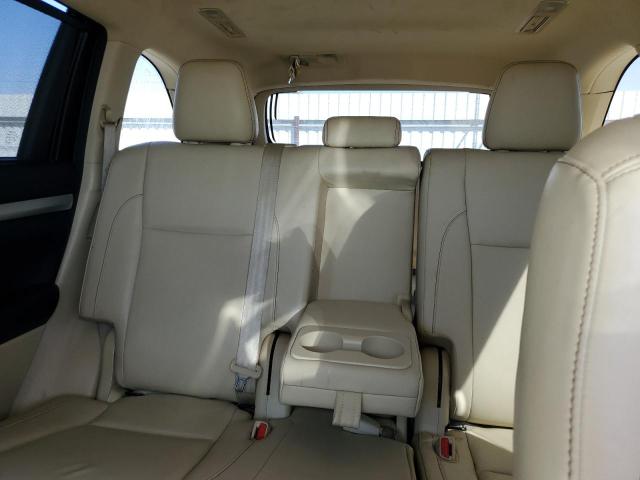 Снимка 10 от търг – 2018 TOYOTA HIGHLANDER с VIN 5TDKZRFH2JS244747
