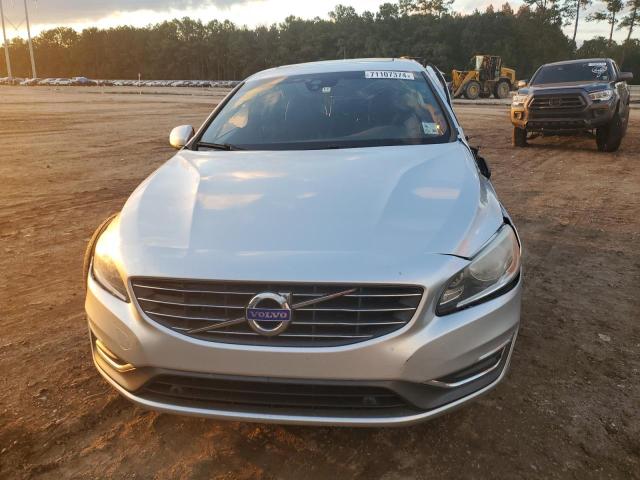 Photo 5 from auction – 2015 VOLVO S60 PREMIE with VIN YV140MFK6F2354226