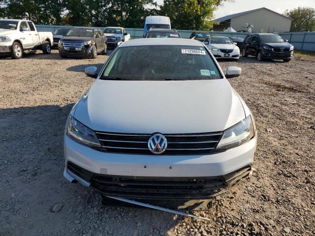 Photo 5 from auction – 2017 VOLKSWAGEN JETTA S with VIN 3VW2B7AJ0HM400424