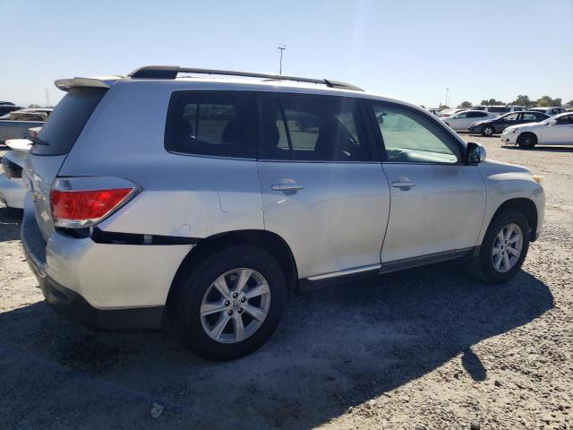 Photo 3 from auction – 2013 TOYOTA HIGHLANDER with VIN 5TDZK3EH0DS138237