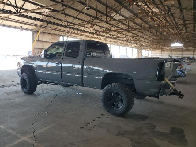 Photo 2 from auction – 2004 CHEVROLET SILVERADO with VIN 1GCEK19T14E302215