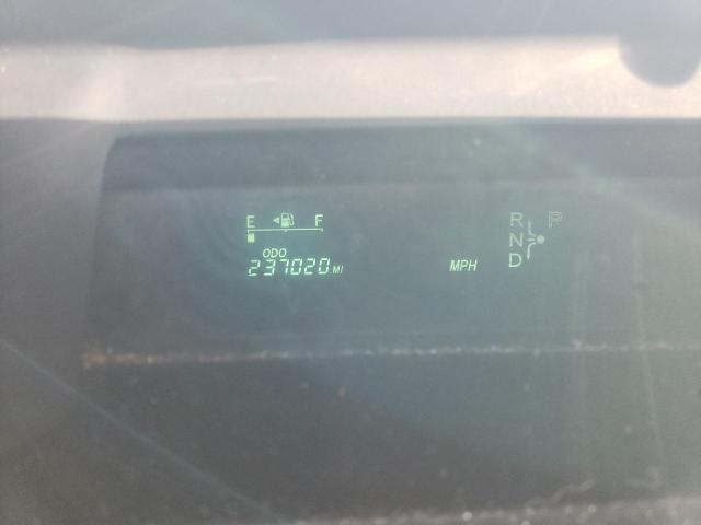 Photo 9 from auction – 2004 TOYOTA PRIUS with VIN JTDKB20U140088404
