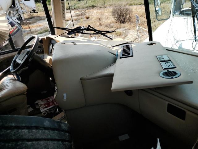 Photo 5 from auction – 2002 FREIGHTLINER CHASSIS X with VIN 4UZAAHAK62CJ59974