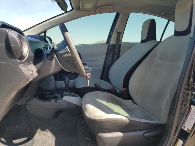 Photo 7 from auction – 2013 TOYOTA PRIUS C with VIN JTDKDTB3XD1047543